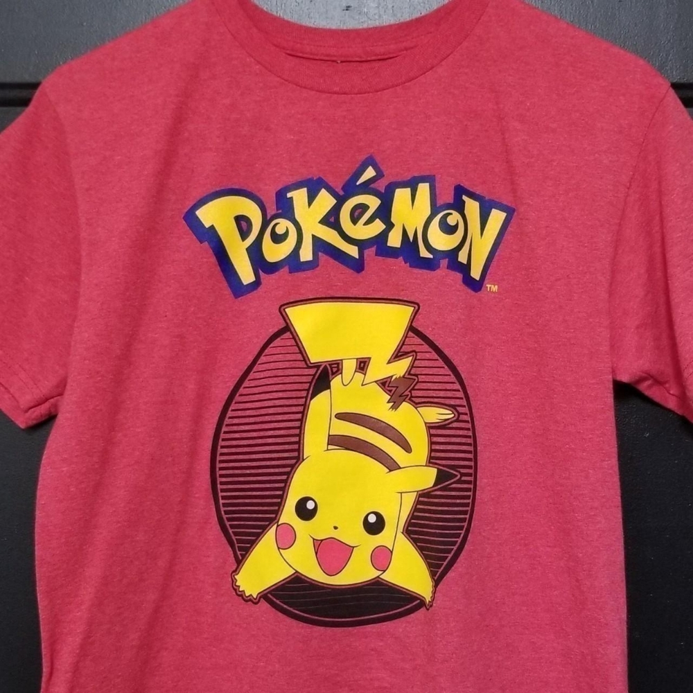 Pokémon Pikachu Red Graphic Tee Youth Boys Anime Size Large‎ Short Sleeve…
